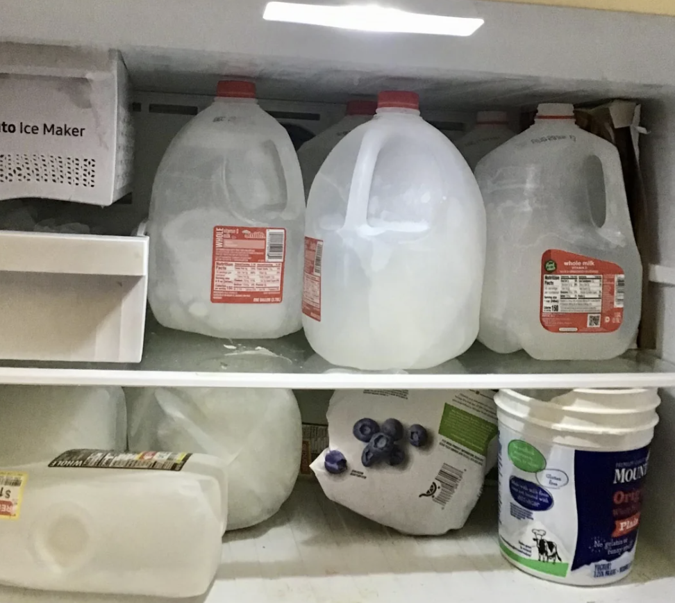 Why You Should Never Leave Too Much Empty Space in Your Freezer